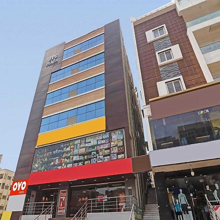 Hotel O Athidhi Stay Inn Hyderabad Exteriör bild