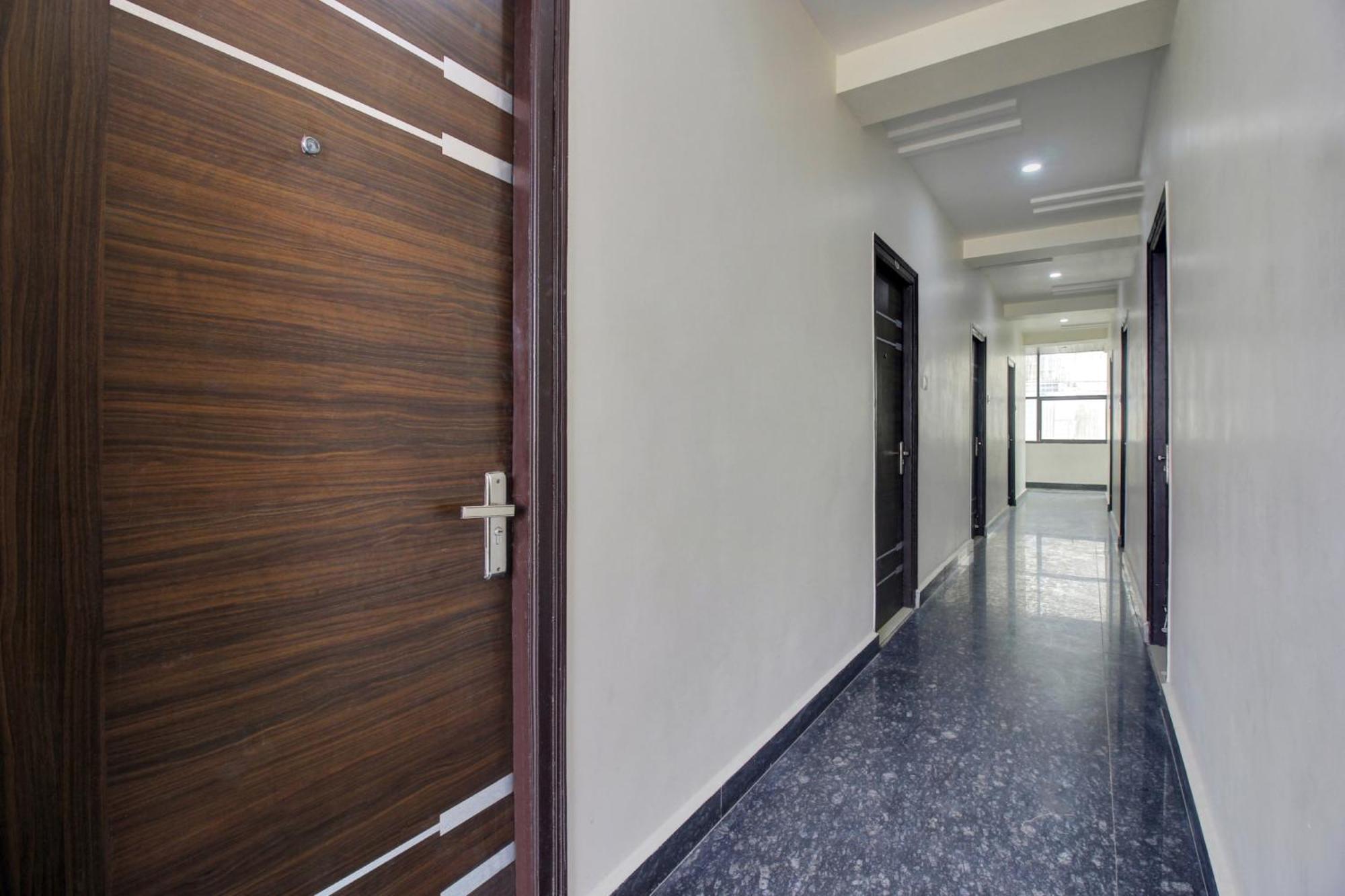 Hotel O Athidhi Stay Inn Hyderabad Exteriör bild